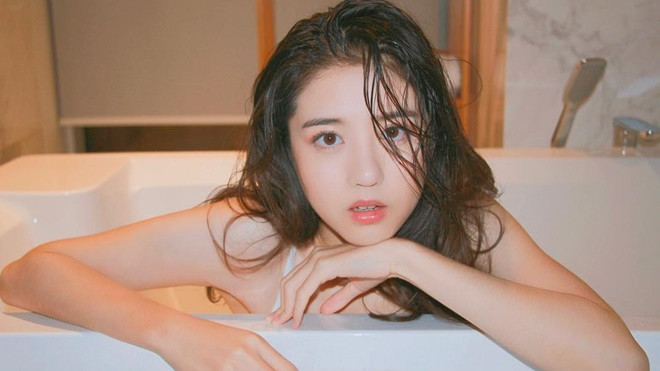 18 tuổi, nữ sinh Singapore nổi tiếng khắp châu Á với danh xưng 'Hot girl quả táo' Ảnh 2