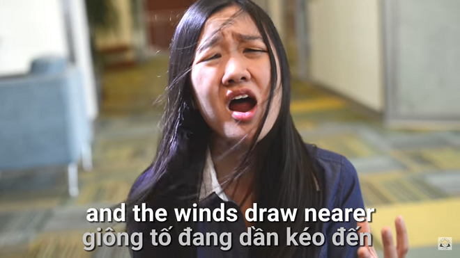 Cười ngất với 'Em gái mưa' phiên bản tả thực bằng… tiếng Anh siêu lầy lội của nữ sinh gốc Việt Ảnh 2
