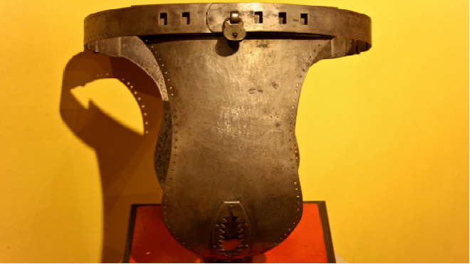 'Dở khóc dở cười' với những thứ kỳ cục được tìm thấy ở cửa an ninh sân bay Ảnh 2