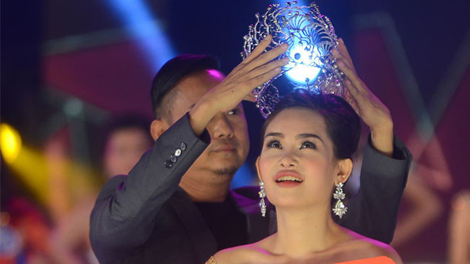 Vương miện Hoa hậu Đại dương 2017 liệu có còn danh giá, lung linh sau loạt scandal ầm ĩ? Ảnh 2