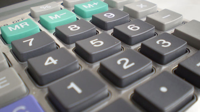 Tại sao bàn phím điện thoại và máy tính bỏ túi lại bố trí ngược nhau? Ảnh 2