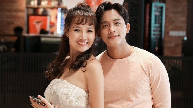 Hết sống trong 'thời chiến', Mai Tài Phến trở lại hiện thực và có ngay… 'bạn gái mới' Ảnh 2