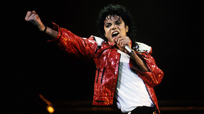 Dù đã qua đời, ông hoàng nhạc Pop Michael Jackson vẫn kiếm được hơn 1.700 tỷ đồng Ảnh 2