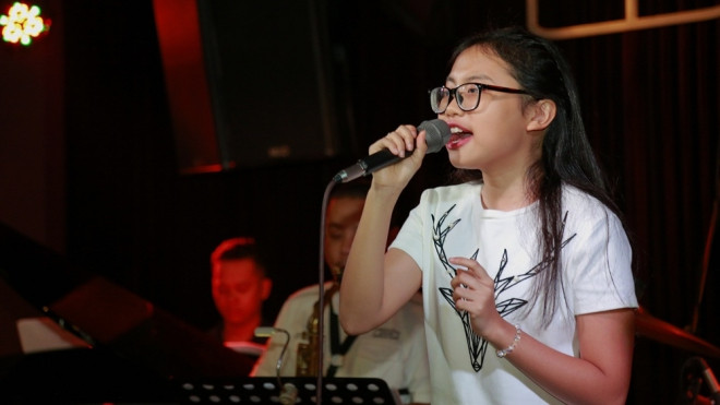 Phương Mỹ Chi đổ bệnh nhưng vẫn dốc sức tập luyện cho minishow đầu tiên Ảnh 2