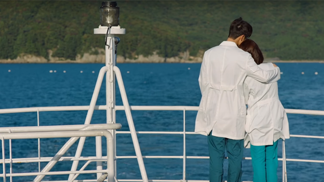 'Hospital Ship': Cái kết trọn vẹn khiến người xem hạnh phúc Ảnh 2