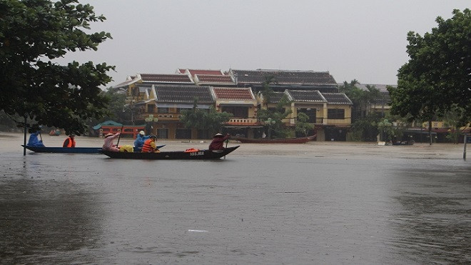 Thừa Thiên - Huế đối diện với trận lũ lịch sử trên sông Bồ Ảnh 2