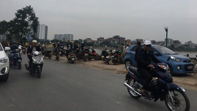 Đi tập thể dục, phát hiện thi thể người đàn ông nổi trên hồ Ảnh 2