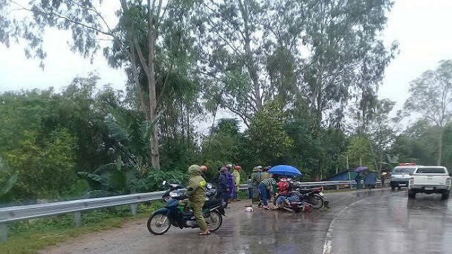 Hai xe máy va chạm kinh hoàng, 3 người tử vong thương tâm Ảnh 2