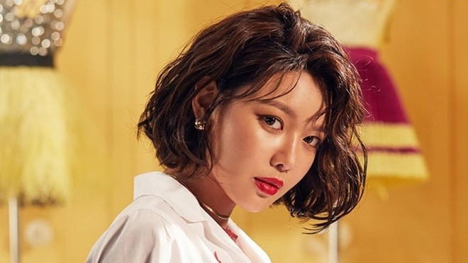 SooYoung chính thức kí hợp đồng với công ty mới và hỗ trợ hoạt động cho SNSD Ảnh 2