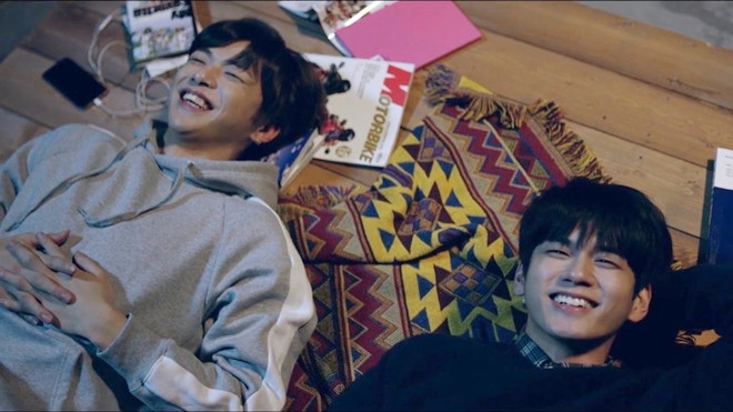 Fan cặp đôi Kang Daniel - Seongwoo hẳn quá mãn nhãn với MV mới từ Wanna One Ảnh 2