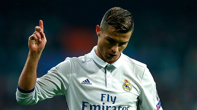 Ronaldo không ký hợp đồng mới, nhất quyết đòi rời Real Madrid Ảnh 2