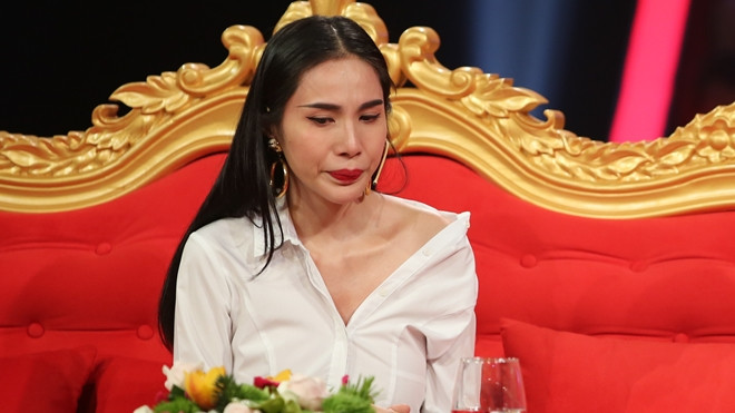 Thủy Tiên: Quá khứ bạo hành, bị lừa tung ảnh nóng, quen Công Vinh ‘nhờ’ lỡ duyên với… Ưng Hoàng Phúc Ảnh 2