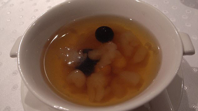 Món ăn 'đại bổ' giúp phụ nữ trẻ đẹp ở Trung Quốc và sự thật bất ngờ phía sau Ảnh 2