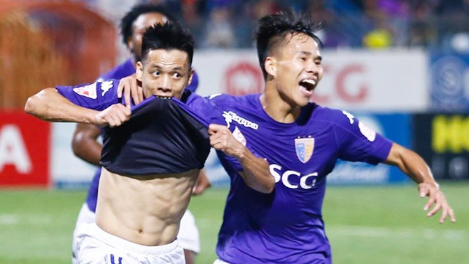 ‘Tam mã’ đua vô địch V.League 2017: Thanh Hóa chỉ chờ phép màu, Cúp trong tay nhà bầu Hiển Ảnh 2