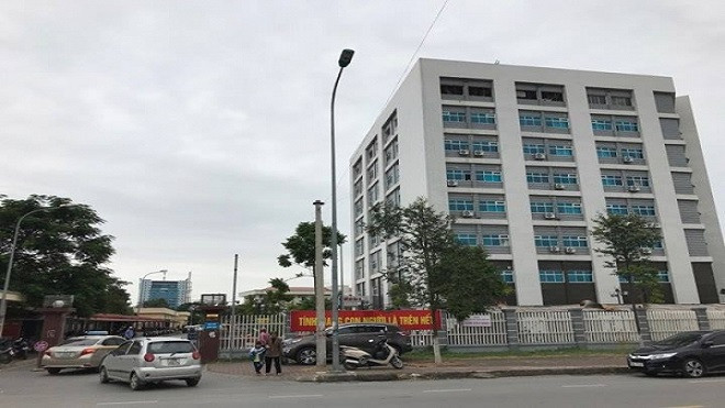 Tạm đình chỉ công tác kíp trực 6 y, bác sĩ liên quan đến vụ 4 trẻ sơ sinh tử vong Ảnh 2