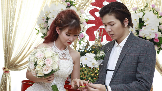 HOT: Khởi My - Kelvin Khánh trao nhẫn cưới, chính thức trở thành vợ chồng Ảnh 2