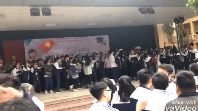 Trường mở nhạc Big Bang trong giờ ra chơi, học sinh 'quẩy' cuồng nhiệt như đi xem concert Ảnh 2