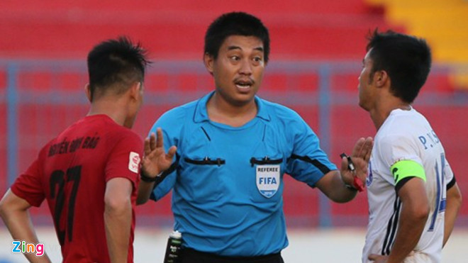 10 bê bối nổi cộm của V.League 2017 Ảnh 2