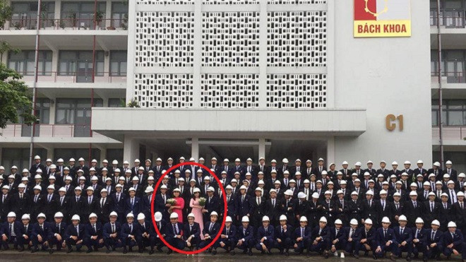 Dân mạng rần rần khoe ảnh kỷ yếu ở những lớp học 'siêu đặc biệt' Ảnh 2