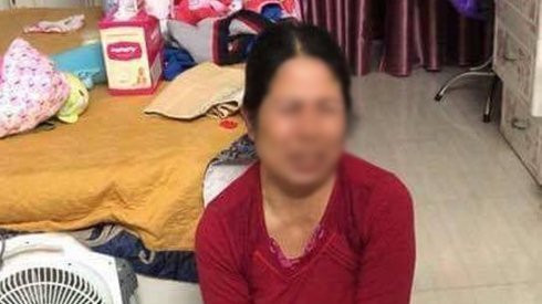 Khởi tố 'bảo mẫu' tung hứng, hành hạ cháu bé gần 2 tháng tuổi Ảnh 2