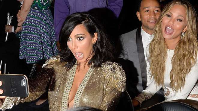 11 bí kíp người nổi tiếng dùng để chụp ảnh tự sướng ‘nghìn like’, còn chờ gì mà bạn không khám phá Ảnh 2