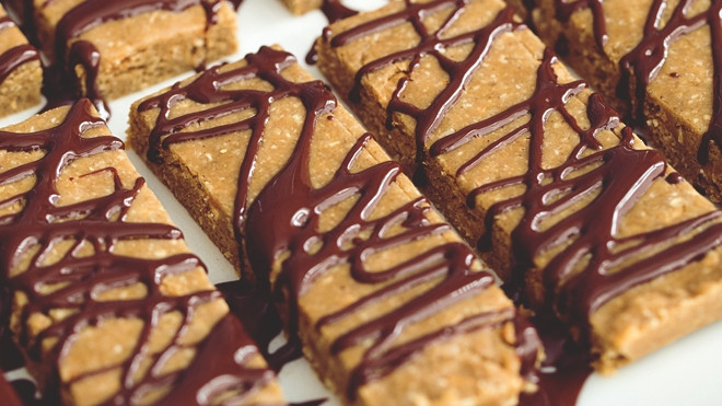 6 loại thực phẩm cần thiết nên có trong ngăn bàn của bạn Ảnh 2