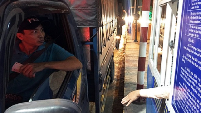 Trạm BOT Cai Lậy thu phí lại giữa đêm, thối 100 đồng cho tài xế Ảnh 2