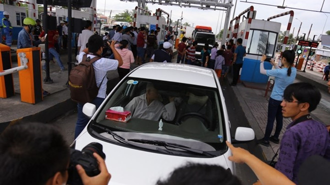 Tài xế phản ứng, BOT Cai Lậy tiếp tục xả - đóng trạm 5 phút/lần Ảnh 2