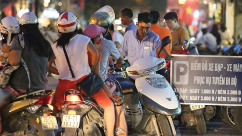 Hà Nội tăng giá trông giữ ôtô, xe máy từ đầu năm tới Ảnh 2