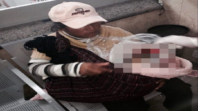 Người mẹ gói thi thể con trong túi ni lông rồi đem lên xe buýt, câu chuyện đằng sau khiến ai cũng bàng hoàng Ảnh 2