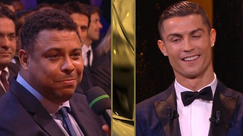 Khoảnh khắc Ronaldo nhận Quả Bóng Vàng 2017, người mừng ra mặt lại là… Ronaldo 'béo' Ảnh 2