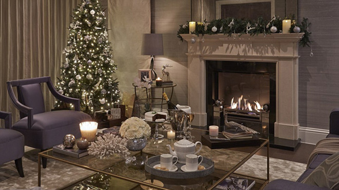 Trổ tài biến hóa nhà thành cung điện thu nhỏ đón Giáng sinh Ảnh 2