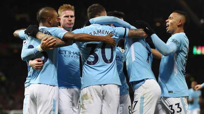 Hậu derby Manchester: Nấc thang lên thiên đường Ảnh 2