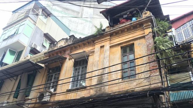 Cảnh sinh hoạt bất ngờ bên trong biệt thự cổ triệu đô ở Hà Nội Ảnh 2