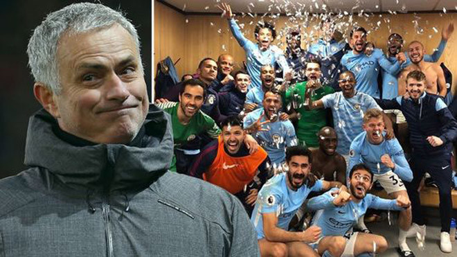 Mourinho gọi cầu thủ Man City là những kẻ vô học Ảnh 2