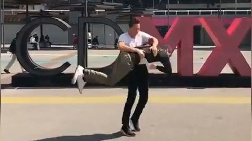 Sắp tới Noel rồi, bạn đã biết trò thách đấu cực 'hot' để tìm gấu này chưa? Ảnh 2