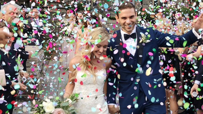 Ngắm bộ ảnh cưới đẹp lung linh, nhưng khó tin là nó được chụp bằng… iPhone 8 Plus Ảnh 2