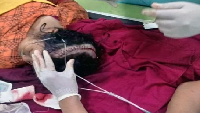 Mải mê 'tự sướng' bên đường tàu, thiếu nữ nhận cái kết đắng Ảnh 2