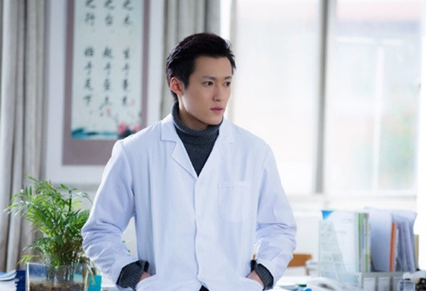 Điểm danh những kiểu thầy cô 'chất phát ngất' trong phim thanh xuân xứ Trung