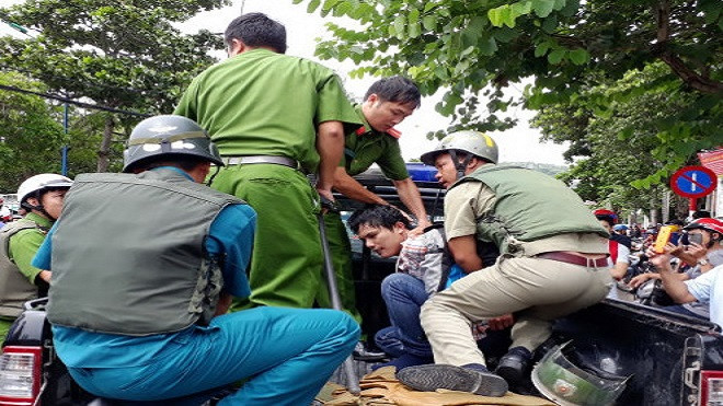 Đã xác định được nghi can đâm chết người trong vụ 2 nhóm giang hồ ở Sài Gòn hỗn chiến Ảnh 2