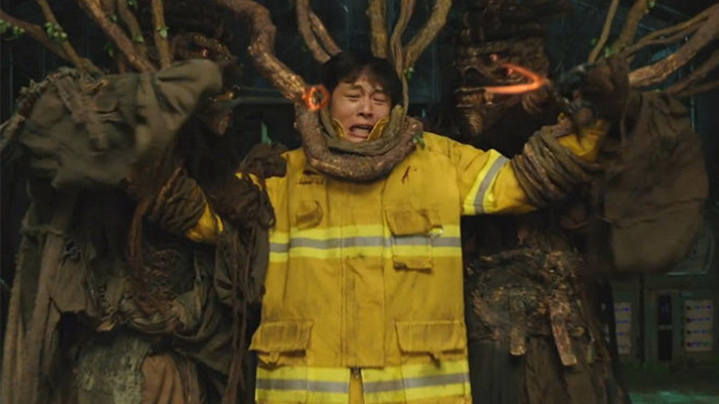 'Thử thách thần chết: Giữa hai thế giới’: Cơn sốt điện ảnh cuối năm của Hàn Quốc Ảnh 2