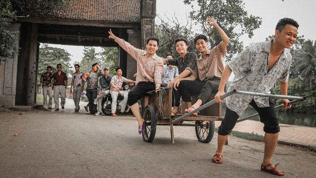 Thú vị bộ ảnh kỷ yếu phong cách thập niên 80 của sinh viên cảnh sát Ảnh 2