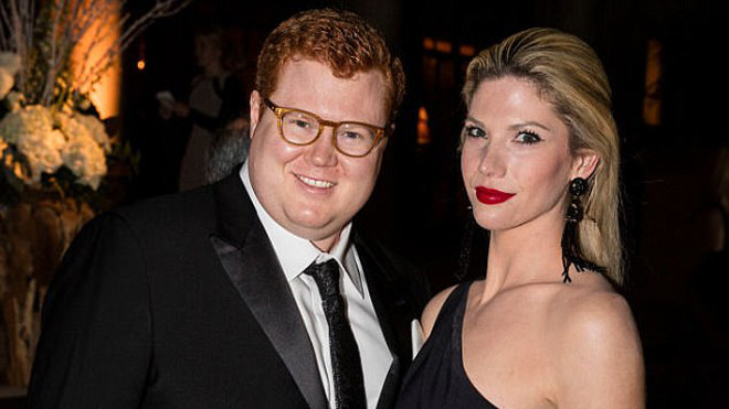 Chia tay đòi quà: Con trai tỷ phú kiện người yêu cũ, đòi trả nhẫn 5 tỷ Ảnh 2