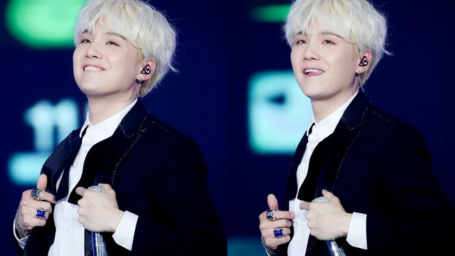 Cực ngầu: 'Nam thần' BTS chứng minh diễn live bằng cách… ngừng hát trên sân khấu Ảnh 2