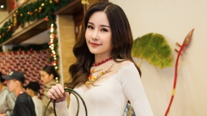 Thực hư chuyện Hoa hậu Đại dương 2017 đấu giá áo dài 700 triệu rồi 'lật kèo' không lấy Ảnh 2