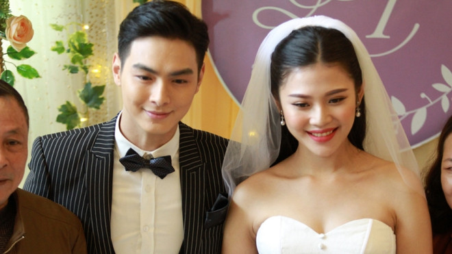 Chúng Huyền Thanh rạng rỡ bên 'soái ca' Jay Quân trong đám cưới cổ tích Ảnh 2