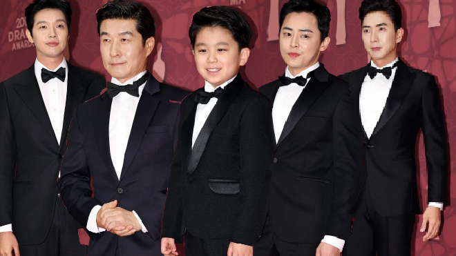 Các quý ông đồng loạt diện vest đen lịch lãm trên thảm đỏ MBC Drama Awards 2017 Ảnh 2