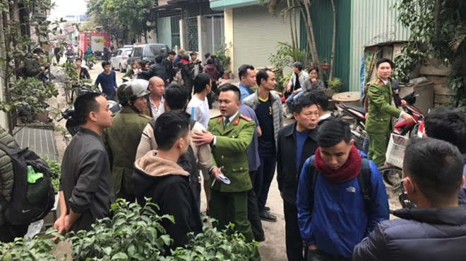 Chỉ vì nhặt đầu đạn sau vụ nổ tại Bắc Ninh, người đàn ông bị rách bàn tay Ảnh 2