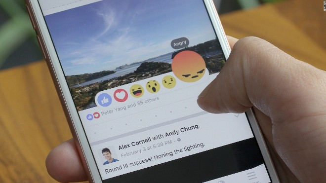10 kiểu người trên Facebook bạn nên tránh xa bằng mọi giá Ảnh 2