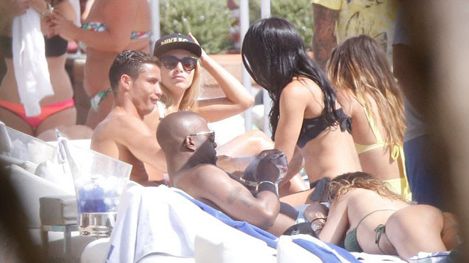 Ronaldo và các ngôi sao thế giới: Tình dục là chuyện nhỏ! Ảnh 2